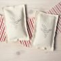 How to make lavender sachets a personalized gift or homemade wedding favor: their soft calming scent and handmade appeal are always well received.